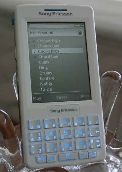 Sony Ericsson smartphone M600
